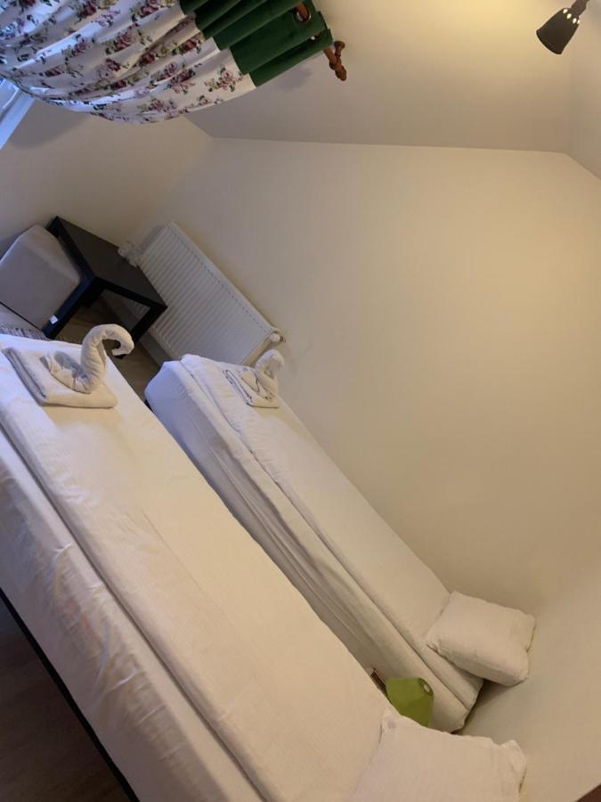 Dorf Haus Valiug Hotel Bagian luar foto
