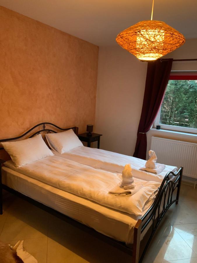 Dorf Haus Valiug Hotel Bagian luar foto