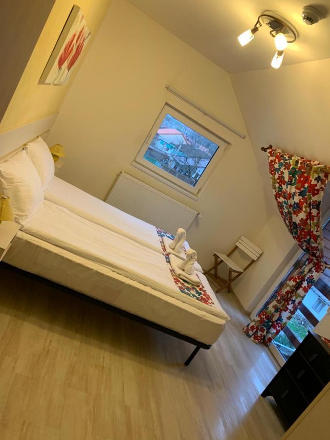 Dorf Haus Valiug Hotel Bagian luar foto